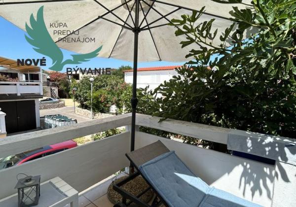 Chorvátsko - Apartmán len 30m od mora s výhľadom na more