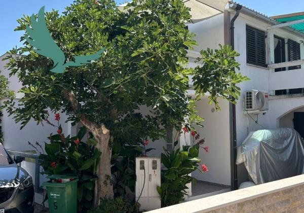 Chorvátsko - Apartmán len 30m od mora s výhľadom na more