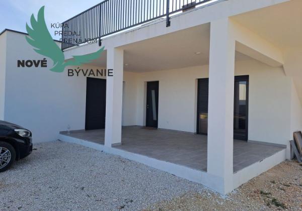 Novostavba domu s výhľadom na more ,Chorvátsko - Vrsi