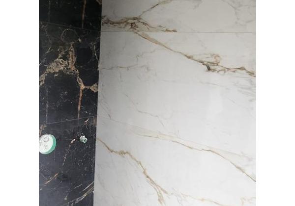 Novostavba domu s výhľadom na more a bazénom v Chorvátsku v Privlake