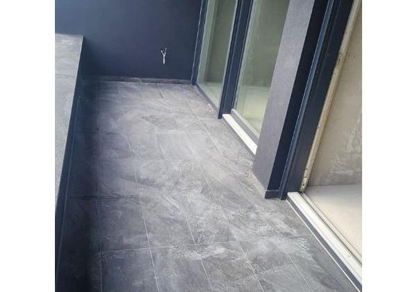 Novostavba domu s výhľadom na more a bazénom v Chorvátsku v Privlake