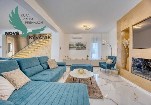 Na predaj luxusná vila s bazénom, výhľadom na more , kompletne zariadená - Zaton - Chorvátsko