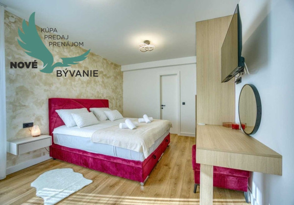 Na predaj luxusná vila s bazénom, výhľadom na more , kompletne zariadená - Zaton - Chorvátsko