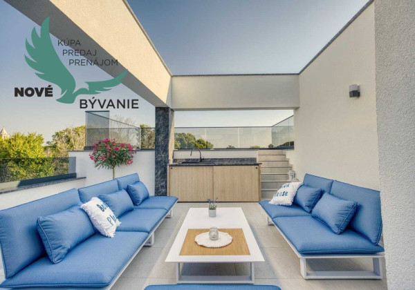 Na predaj luxusná vila s bazénom, výhľadom na more , kompletne zariadená - Zaton - Chorvátsko