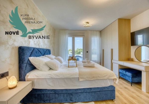 Na predaj luxusná vila s bazénom, výhľadom na more , kompletne zariadená - Zaton - Chorvátsko