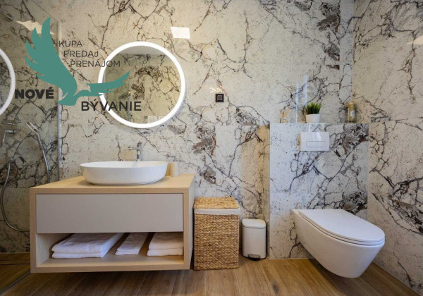 Na predaj luxusná vila s bazénom, výhľadom na more , kompletne zariadená - Zaton - Chorvátsko