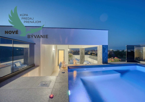 Na predaj luxusná vila s bazénom, výhľadom na more , kompletne zariadená - Zaton - Chorvátsko