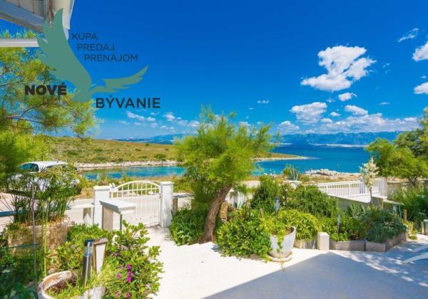 Nádherný dom 1.rad na mori Chorvátsko