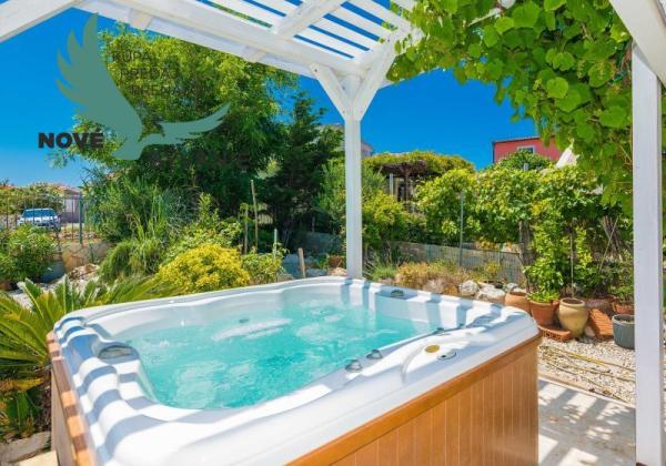 Nádherný dom 1.rad na mori Chorvátsko