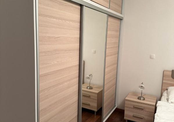 Dom 2x apartmán len 80m od mora s výhľadom na more v Chorvátsku na ostrove Vir