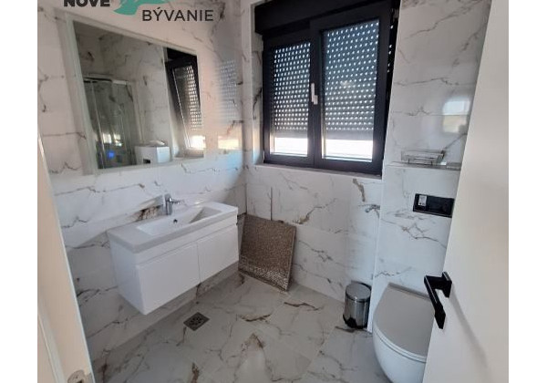 Na predaj novostavba - dvojpodlažný apartmán s výhľadom na more - ostrov Vir-Chorvátsko