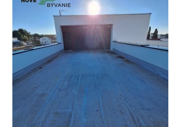 Na predaj novostavba - dvojpodlažný apartmán s výhľadom na more - ostrov Vir-Chorvátsko