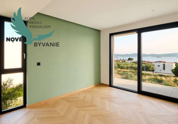 Moderná Vila s Panoramatickým Výhľadom na More – Váš Luxusný Únik k Jadranskému Pobrežiu!