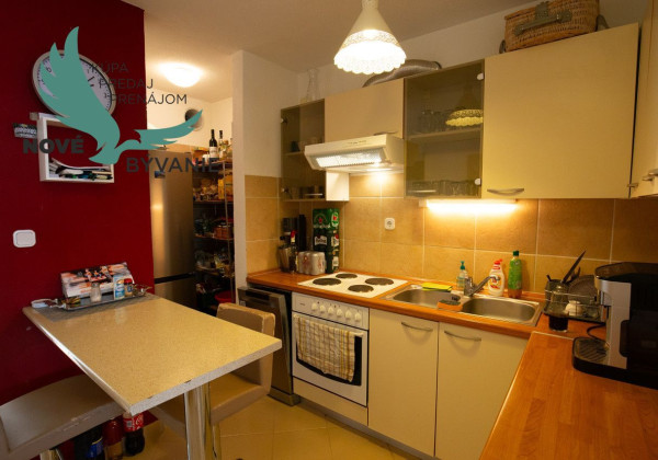 Apartmán s výhľadom na more len 50m od mora v Chorvátsku