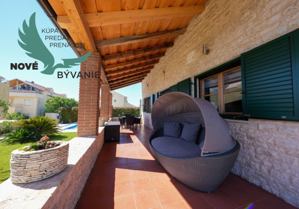 Exkluzívna kamenná vila s bazénom – Ideálna investícia do vášho oddychu!