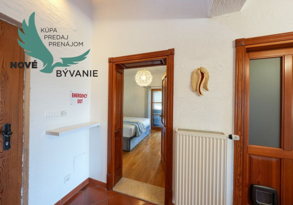 Exkluzívna kamenná vila s bazénom – Ideálna investícia do vášho oddychu!