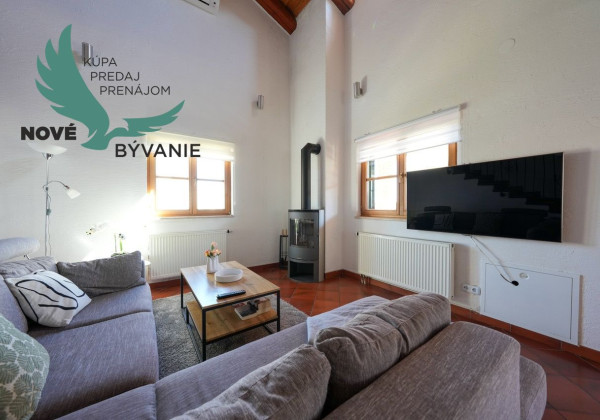 Exkluzívna kamenná vila s bazénom – Ideálna investícia do vášho oddychu!