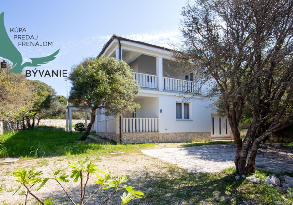 Na predaj dom len 130m od mora a pláže na ostrove Pag v Chorvátsku