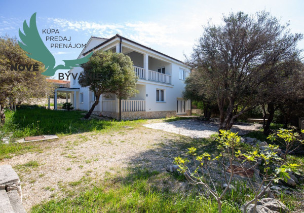 Na predaj dom len 130m od mora a pláže na ostrove Pag v Chorvátsku