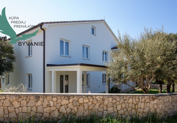 Na predaj dom len 130m od mora a pláže na ostrove Pag v Chorvátsku