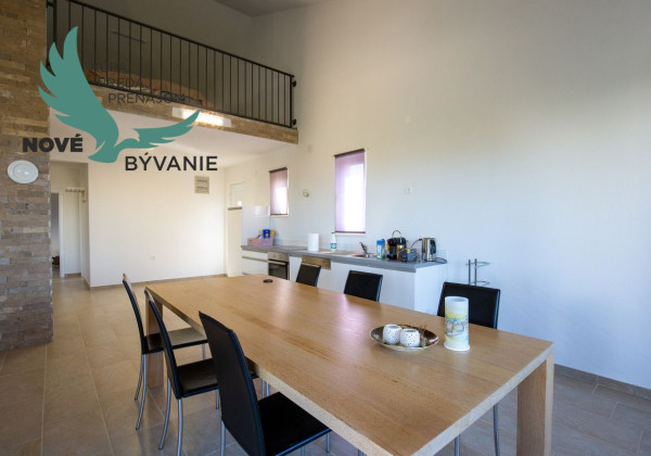 Na predaj dom len 130m od mora a pláže na ostrove Pag v Chorvátsku