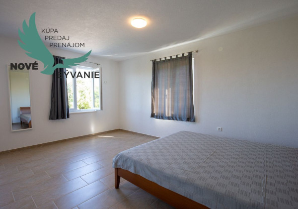 Na predaj dom len 130m od mora a pláže na ostrove Pag v Chorvátsku