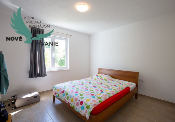 Na predaj dom len 130m od mora a pláže na ostrove Pag v Chorvátsku