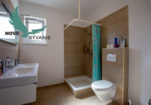 Na predaj dom len 130m od mora a pláže na ostrove Pag v Chorvátsku