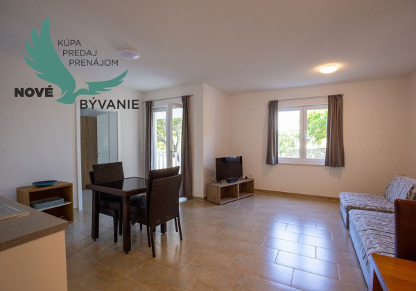 Na predaj dom len 130m od mora a pláže na ostrove Pag v Chorvátsku