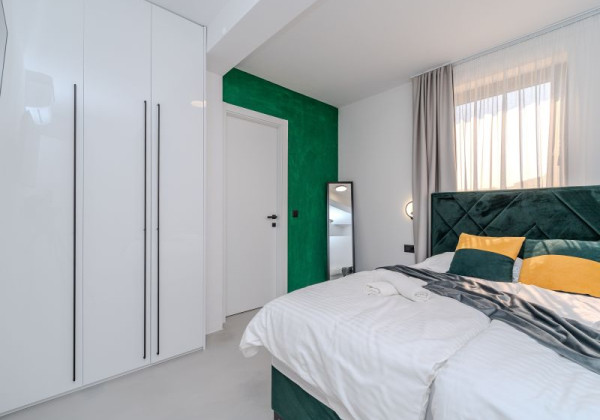 Luxusná vila s bazénom v Chorvátsku pri pieskovej pláži