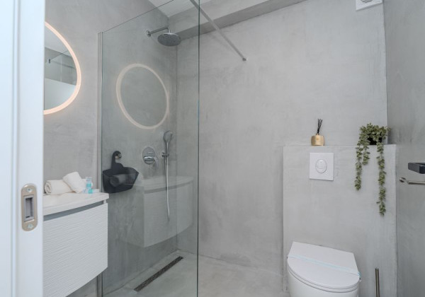 Luxusná vila s bazénom v Chorvátsku pri pieskovej pláži