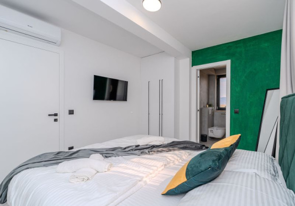 Luxusná vila s bazénom v Chorvátsku pri pieskovej pláži