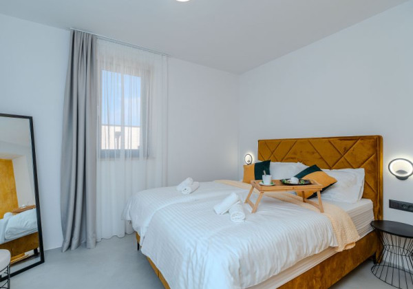 Luxusná vila s bazénom v Chorvátsku pri pieskovej pláži