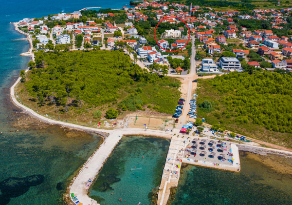 Privlaka: Luxusný Penthouse s Panoramatickým Výhľadom na More a Strešnou Terasou!