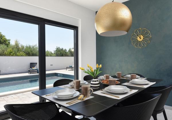 Exkluzívne krásna vila s bazénom  Chorvátsko - Maslenica