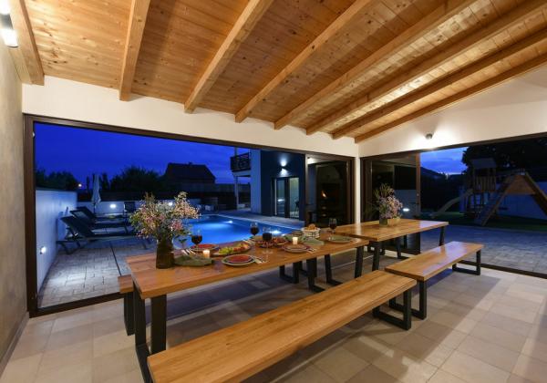 Exkluzívne krásna vila s bazénom  Chorvátsko - Maslenica