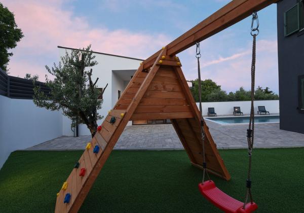 Exkluzívne krásna vila s bazénom  Chorvátsko - Maslenica