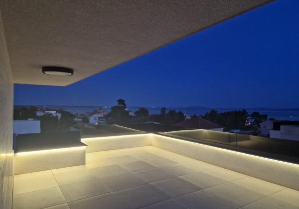 Novostavba apartmánu len 150m od mora s výhľadom na more na ostrove Vir - Jadro pláž