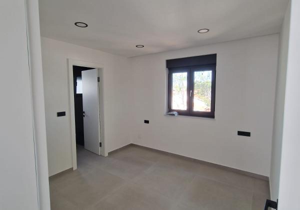 Novostavba apartmánu len 150m od mora s výhľadom na more na ostrove Vir - Jadro pláž