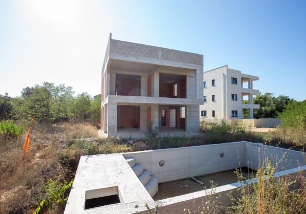 Chorvátsko - PRIVLAKA - dom s bazénom vo výbornej lokalite -panoramatický výhľad na more!