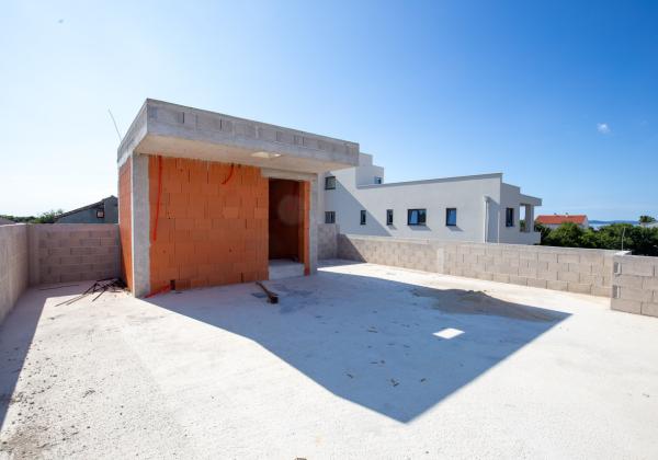 Chorvátsko - PRIVLAKA - dom s bazénom vo výbornej lokalite -panoramatický výhľad na more!