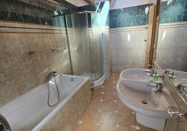 Výnimočná investičná príležitosť! Na predaj Penzión Adika v srdci Nízkych Tatier