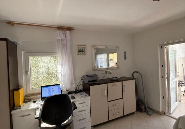 Chorvátsko :Na predaj dom na ostrove Vir – s moderným solárnym systémom!