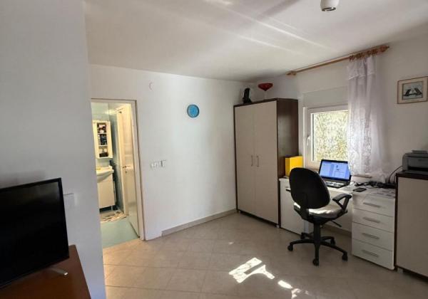 Chorvátsko :Na predaj dom na ostrove Vir – s moderným solárnym systémom!