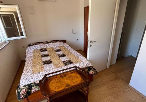 Chorvátsko :Na predaj dom na ostrove Vir – s moderným solárnym systémom!