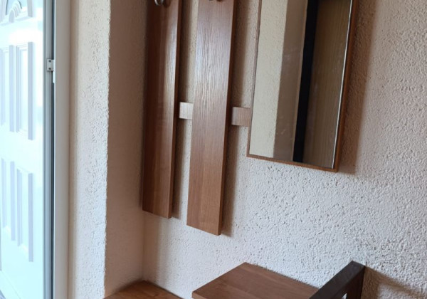 Chorvátsko - Na predaj dom s dvoma apartmánmi len 90 m od mora – Vrsi!