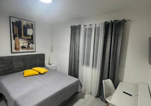 EXKLUZÍVNA NOVOSTAVBA S BAZÉNOM - OSTROV VIR, CHORVÁTSKO