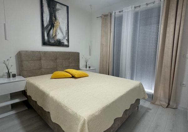 EXKLUZÍVNA NOVOSTAVBA S BAZÉNOM - OSTROV VIR, CHORVÁTSKO