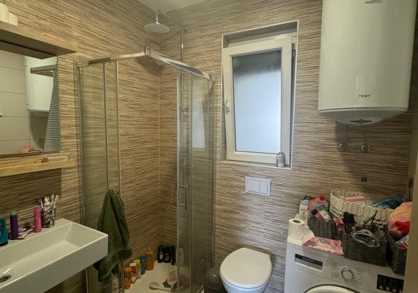 Chorvátsko - Apartmán 3x spálňa so záhradou a zariadením