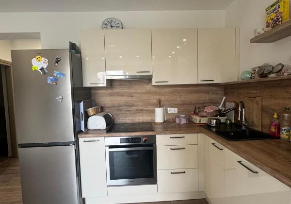 Chorvátsko - Apartmán 3x spálňa so záhradou a zariadením